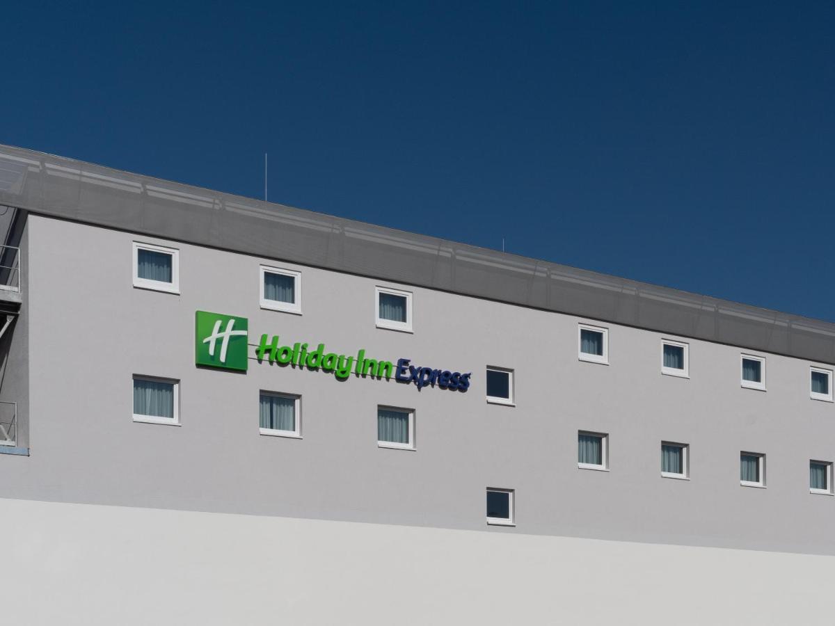 Holiday Inn Express - Hamburg South A7-As42, An Ihg Hotel Egestorf Eksteriør billede