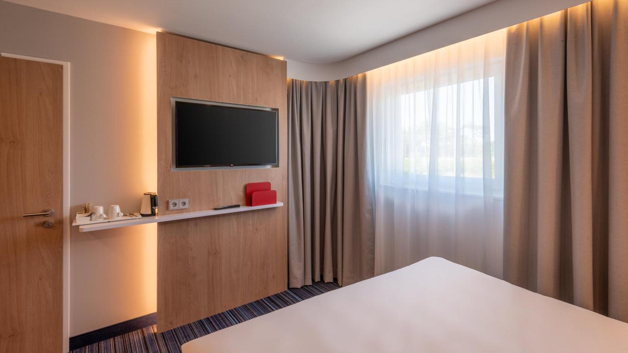 Holiday Inn Express - Hamburg South A7-As42 By Ihg Egestorf Eksteriør billede